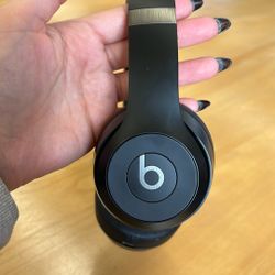 Beats Solo 4