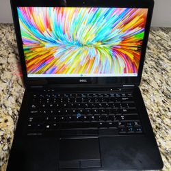 Dell laptop - touch screen, i7, 8 gb ram, 128gb ssd, Fyde OS - Runs great