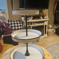 Big Metal Tier Tray