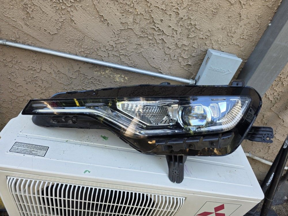 CAMARO 2019 2020 2021 2022 2023 HEADLIGHT OEM