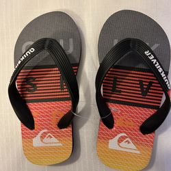 QUIKSILVER Boy’s  Flip-Flop Rubber Sandals, Size 10 (27), NEW In Package