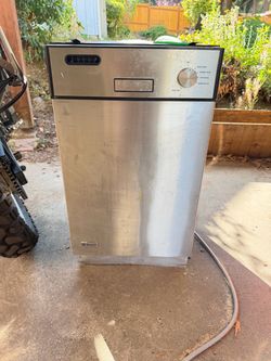 Narrow Dishwasher