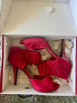 Women’s shoes