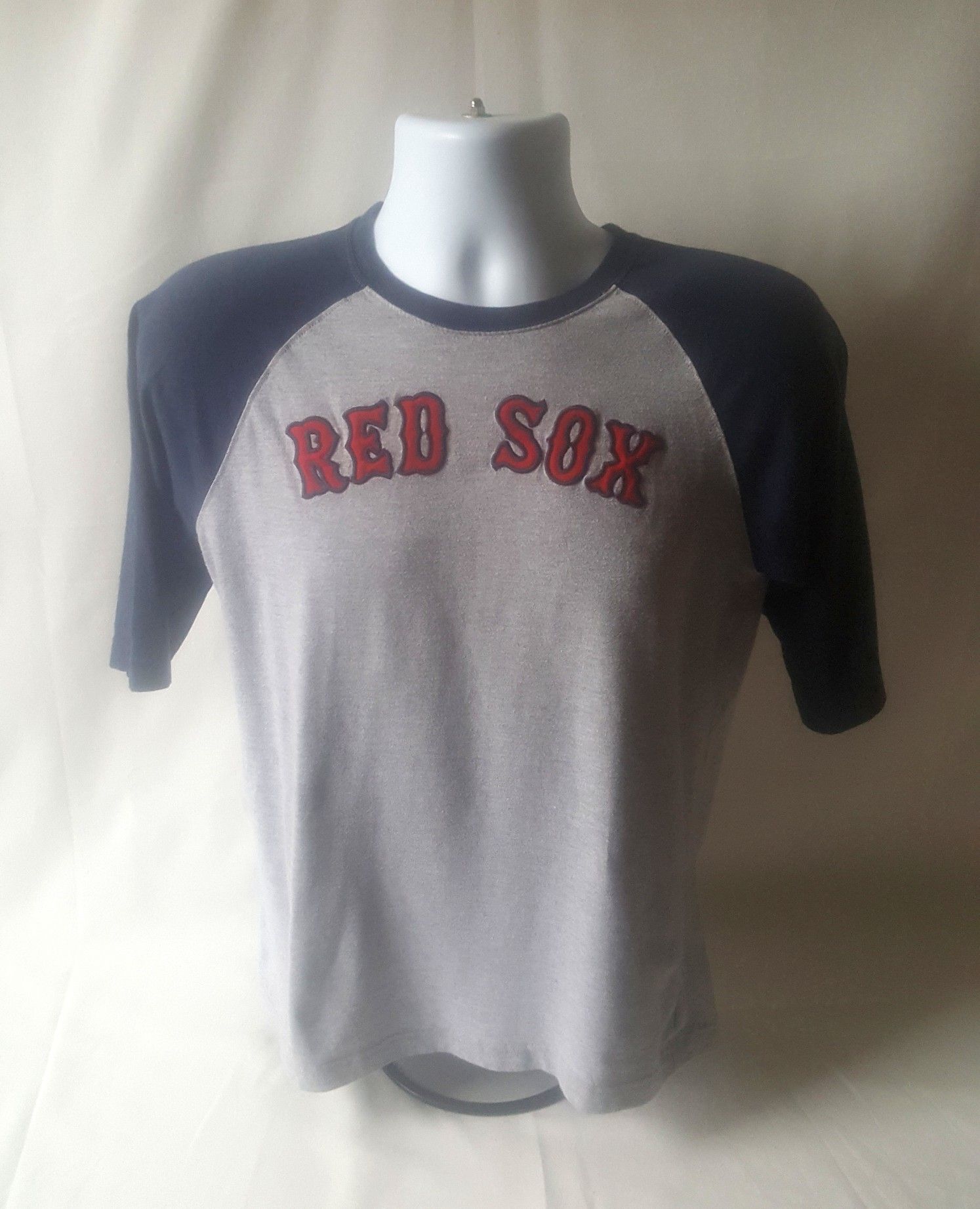 Mighty Mac sports Boston Red Sox boys 3/4 sleeve embroidered top size M