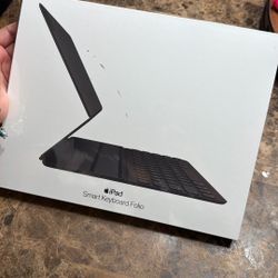 Apple Smart Keyboard Folio