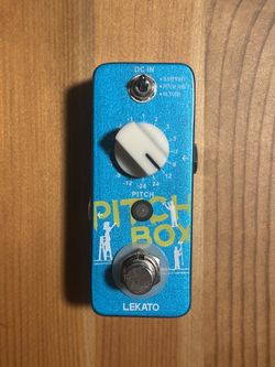 Lekato Pitch Shifter Effects Pedal - Pitch Box