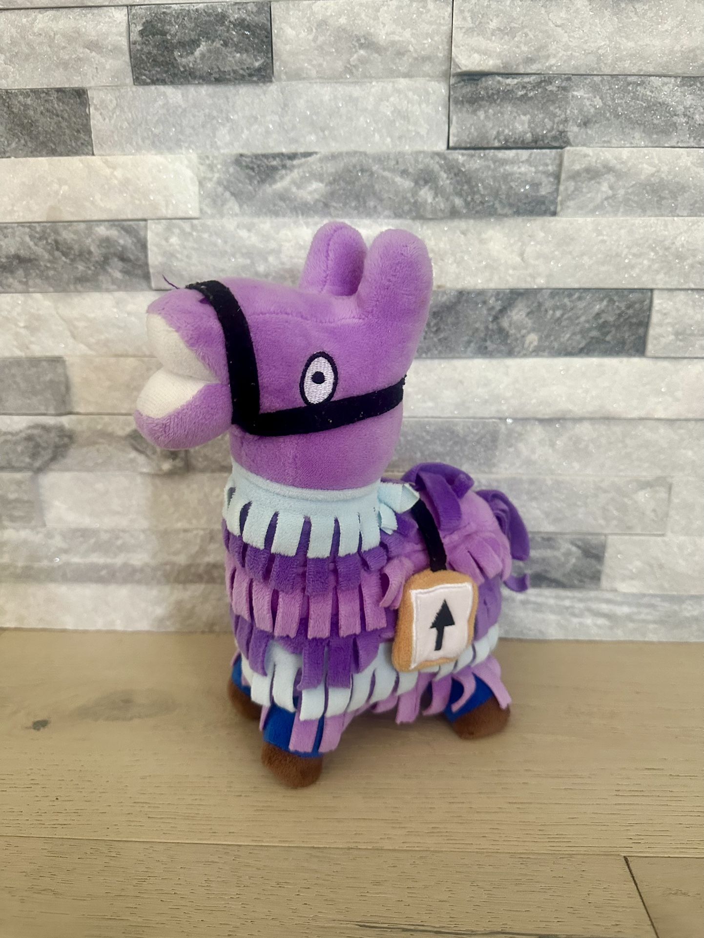 Fortnite Llama plus toy