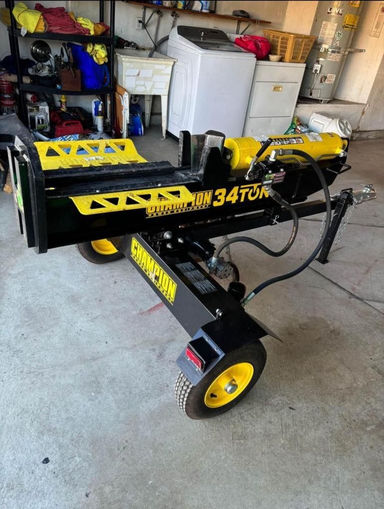 Champion 34 Ton Log Splitter