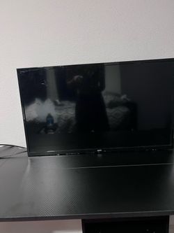ONN Flat Screen TV 35 inch