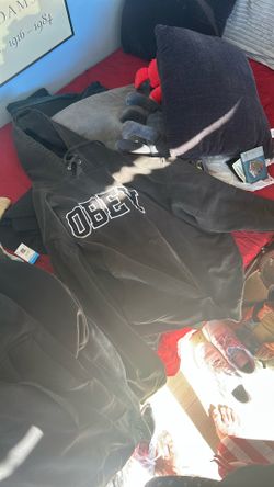obey hoodie