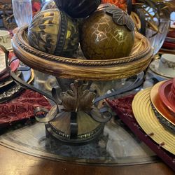 Decorations Different Prices 