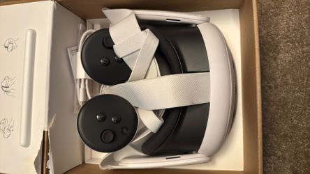 Meta Quest 3 512GB VR Headset + Controllers
