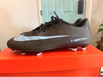 Men’s Nike Vapor 16 Club Soccer Cleats