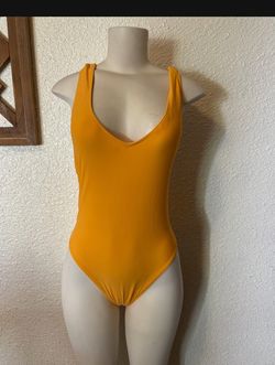 Women’s swimsuites small Hollister