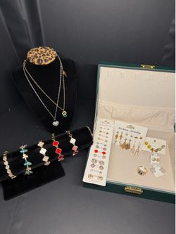 Fashion Jewelry Necklaces Bracelets Earrings Ring
