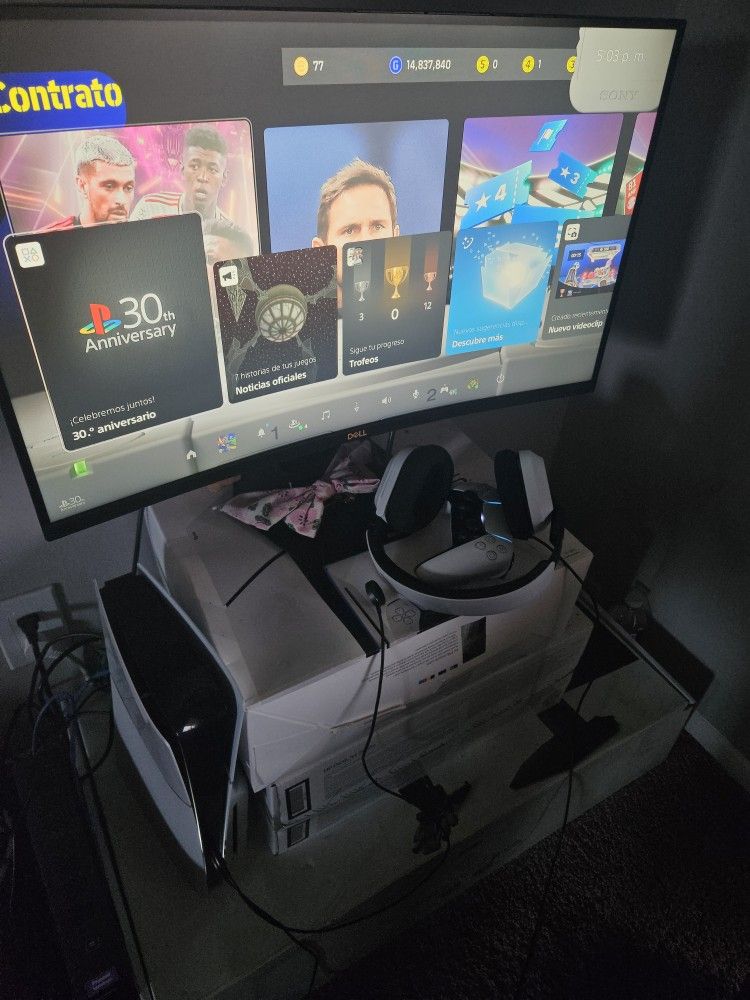 Ps5. Curved 32 Inch Dell Monitos 1ms. Wireless Headset.