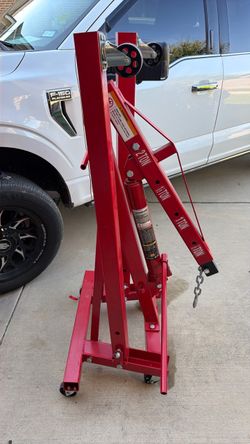 Strongway 2-Ton Hydraulic Engine Hoist / Cherry Picker  – Like New