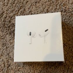 Apple AirPods Pro 2nd Generation with MagSafe Wireless Charging Case - White