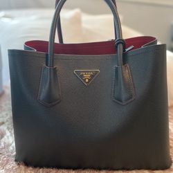 Authentic Prada Purse With Receipt And Box 