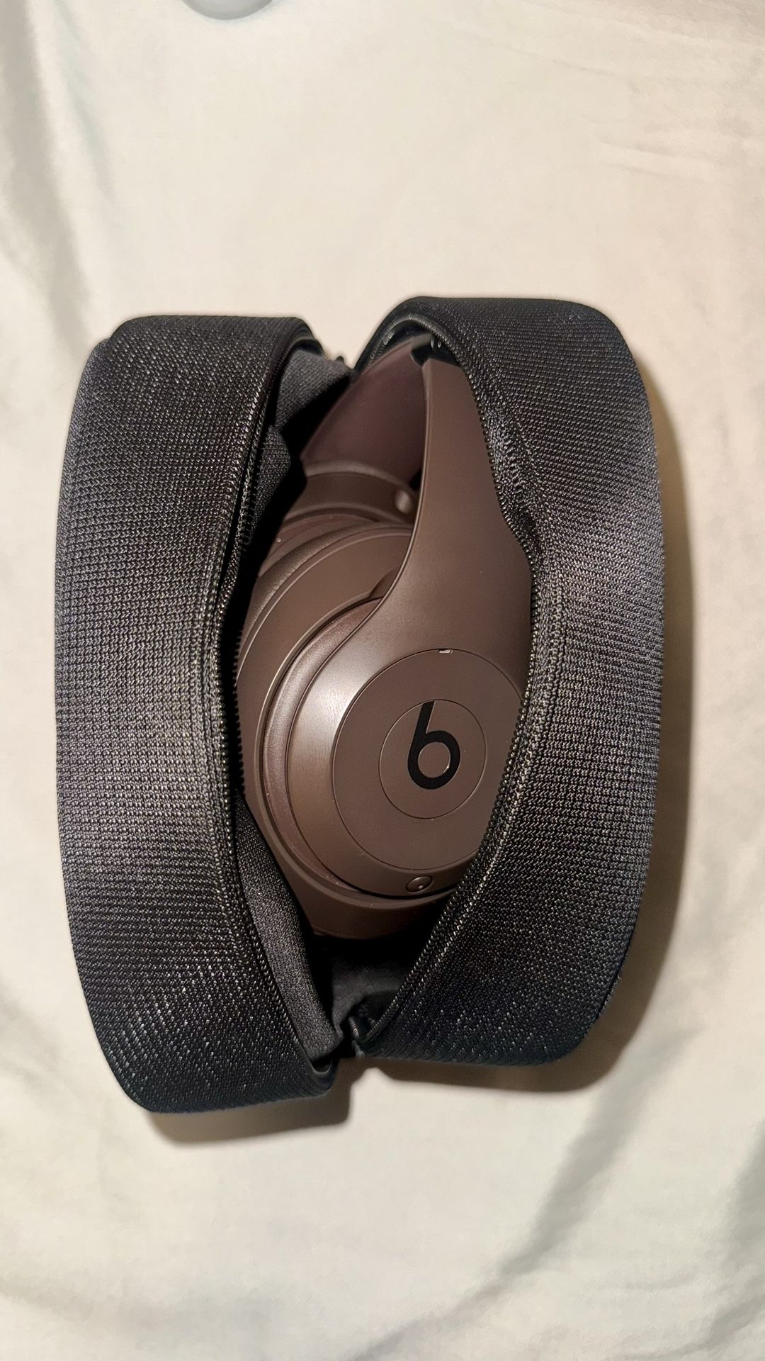 Beats Studio Pro