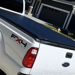 Tonneau Cover Ford Super Duty 
