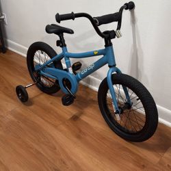 REI Co-op REV 16 Kids’ Bike – Surf’s Up Blue – $130 