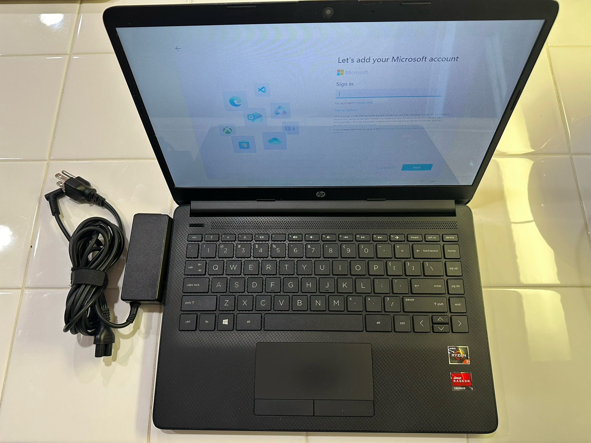HP Laptop 14-dk1031dx Series