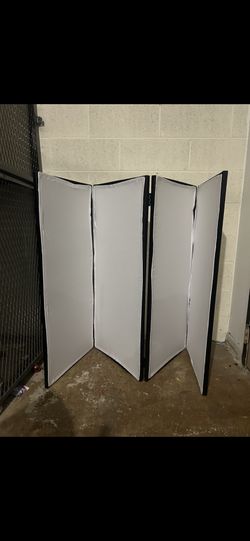 DJ Table Scrim