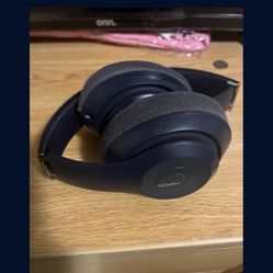 Beats Solo Wireless