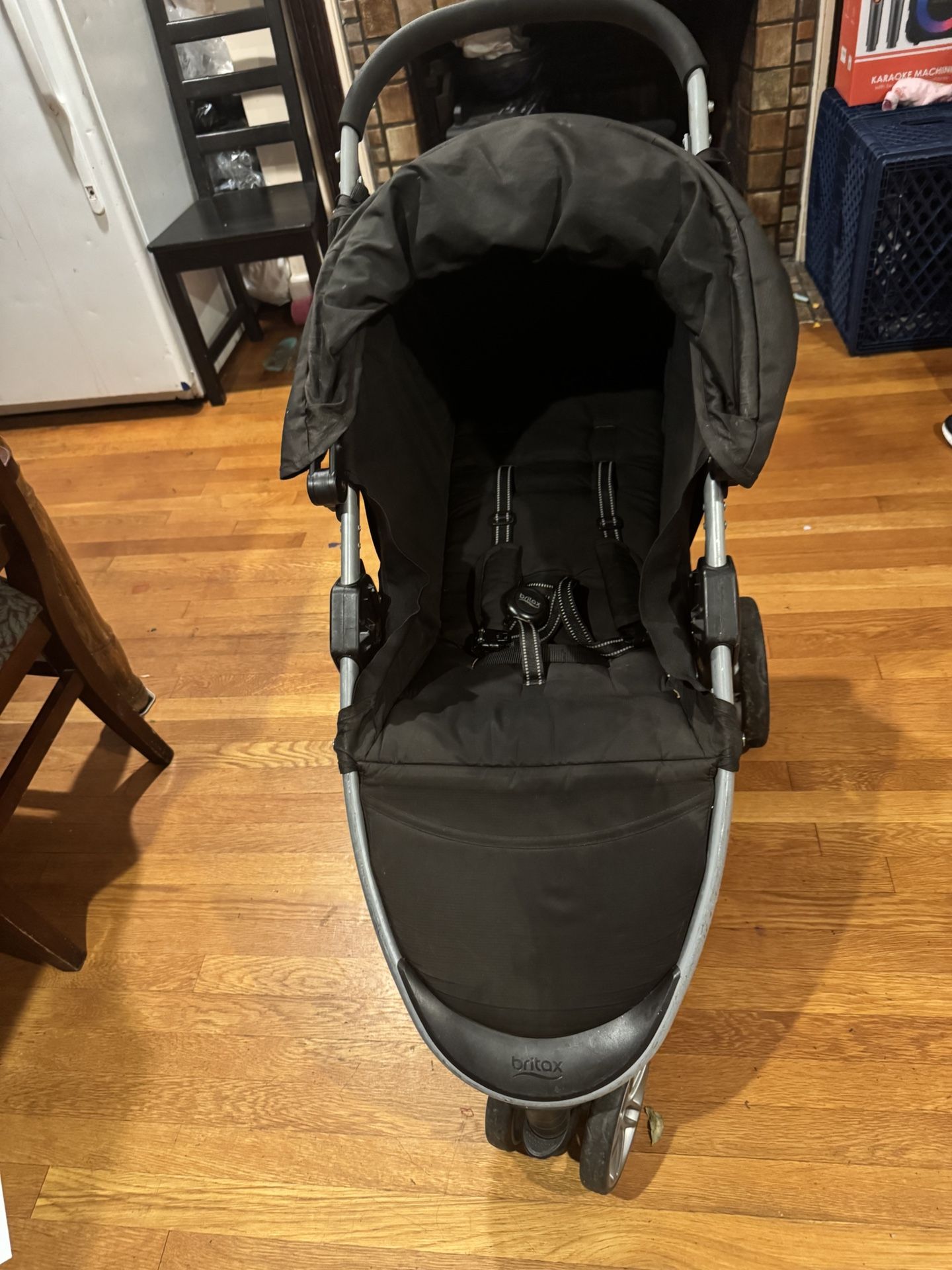 Stroller 