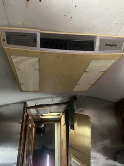 Penguin I I RV A/C