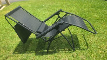 Lounge chair with canopy, foldable