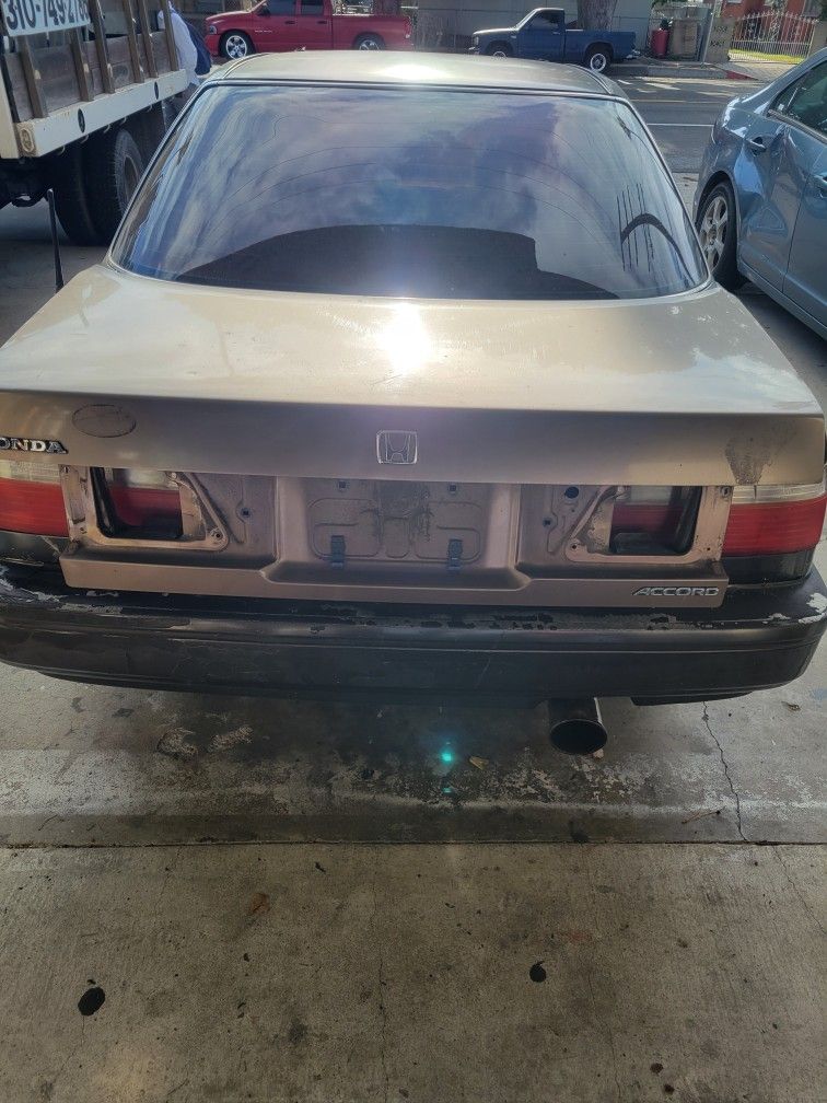 90-91 1(contact info removed) accord trunk lid