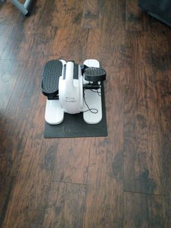 Ellipses One with remote, power cord & mat