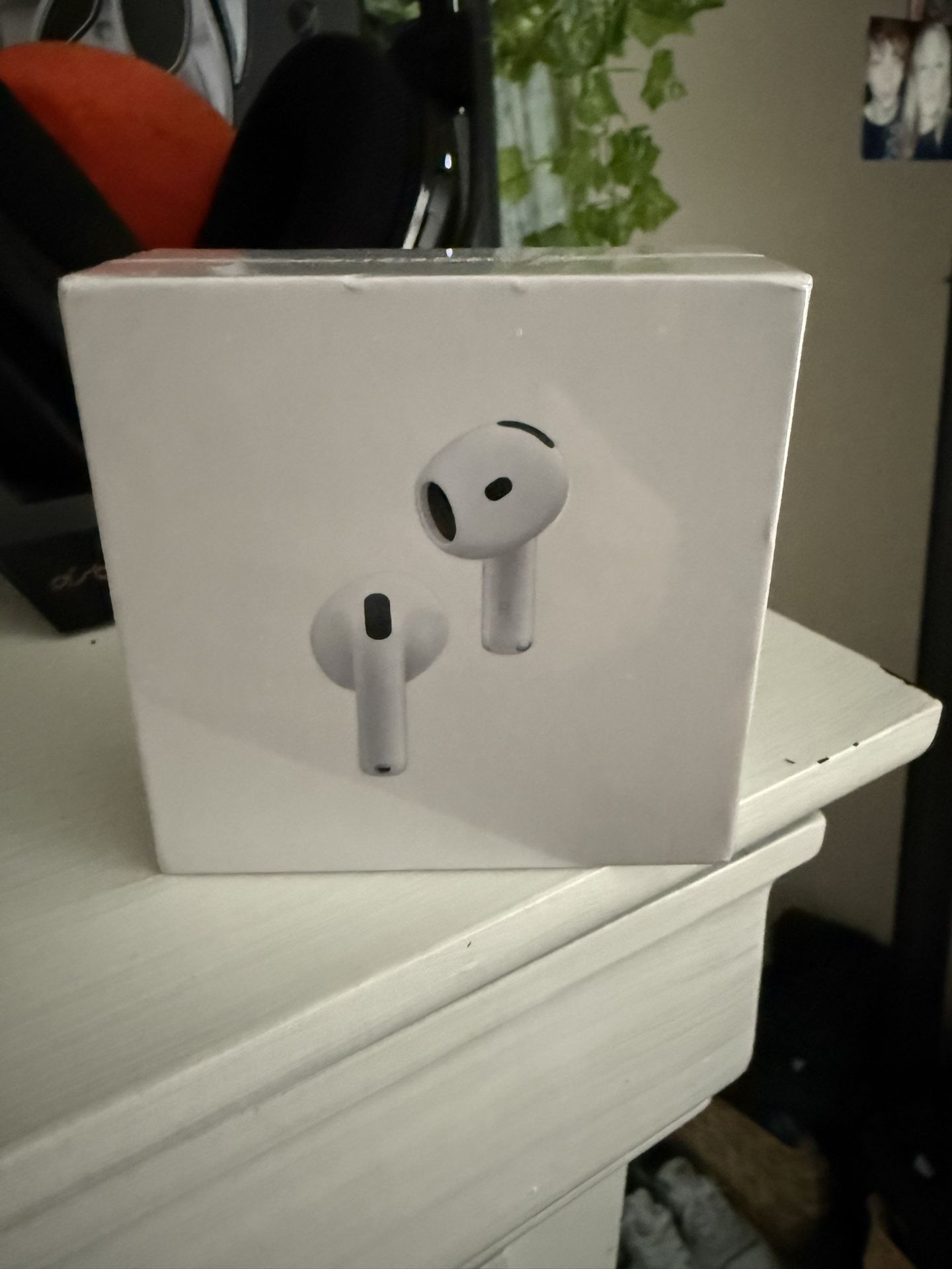 Apple AirPods (4th Generation) Wireless Earbuds with Active Noise Cancellation