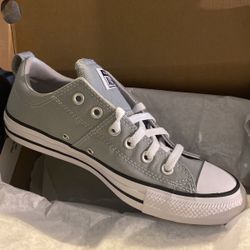 New Converse size 8