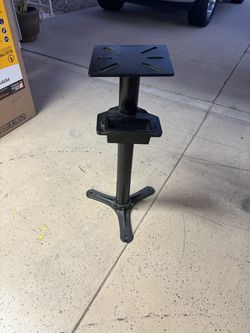 Bench grinder pedestal stand