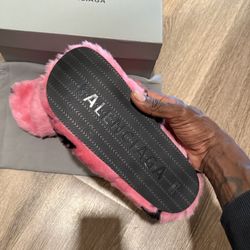 Balenciaga Slides