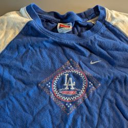 Dodgers Jersey T-shirt Youth Size Medium  Nike 
