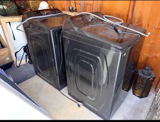 SAMSUNG WASHER AND DRYER SET