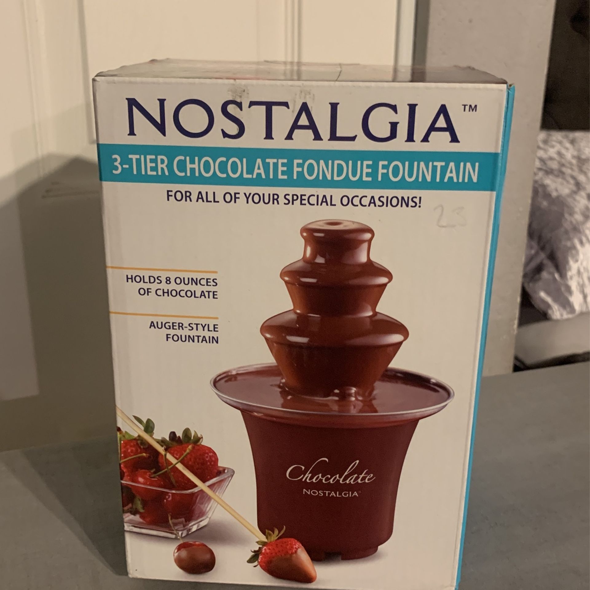 MINI CHOCOLATE FOUNTAIN 