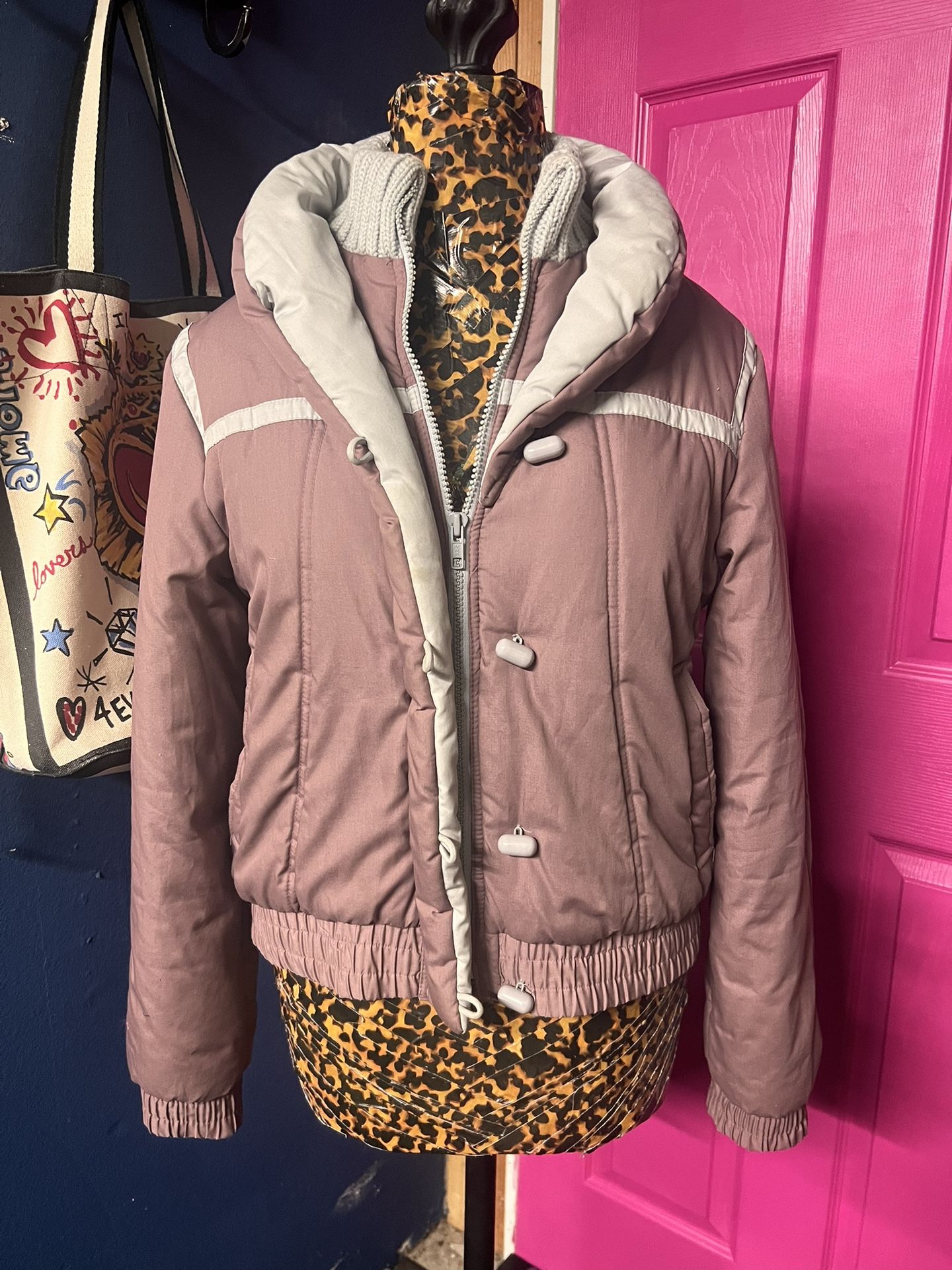 Retro Women’s Pink Ski Winter Jacket Vintage Medium 