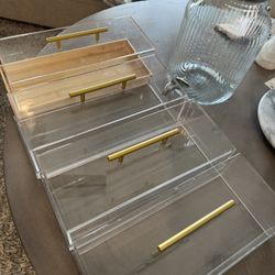 Cake Trays And Beverage Dispenser 