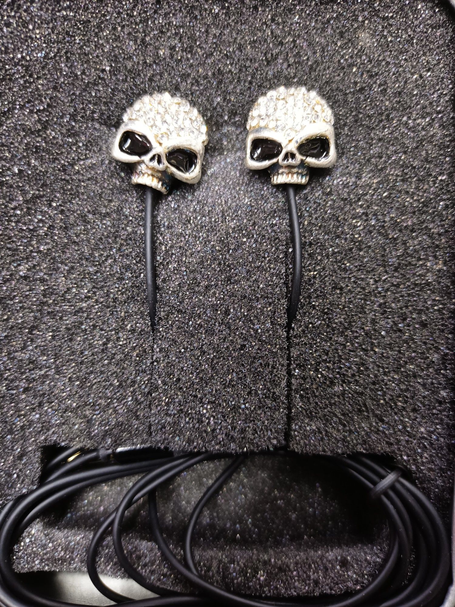 Hallween Earbuds.