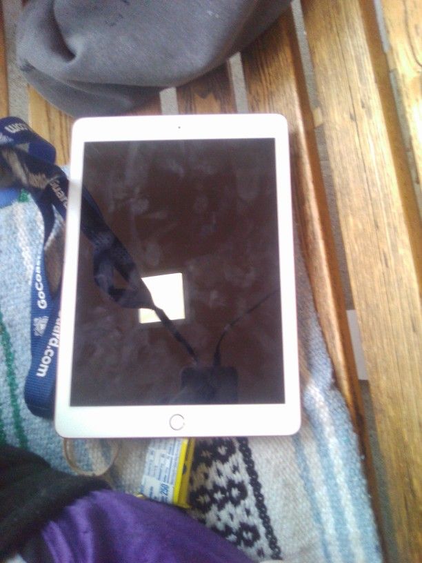 I Pad For Sale