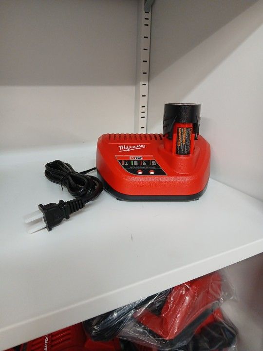 Milwaukee New M12 Charger More Battery 2.0