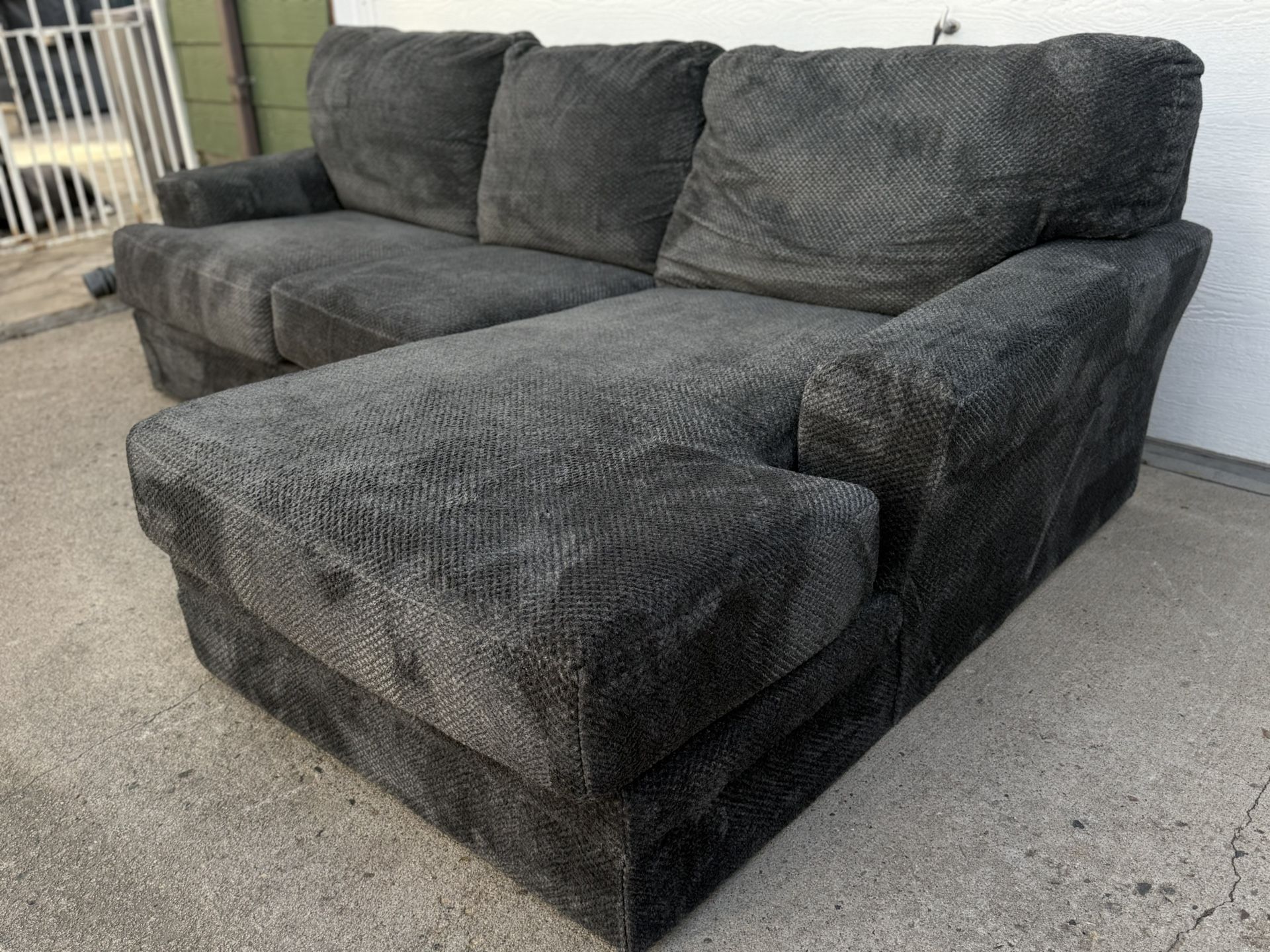 Mammoth Sectional 🚀FREE DELIVERY🚀
