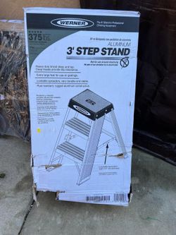 3 step stand heavy duty commercial ladder new asking $130 thanks