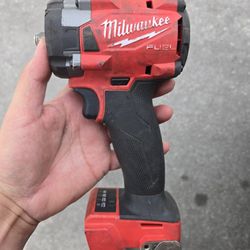 Milwaukee 3/8 Impact Wrench