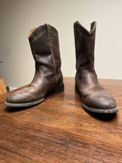 Men’s ARIAT Leather Cowboy Boots